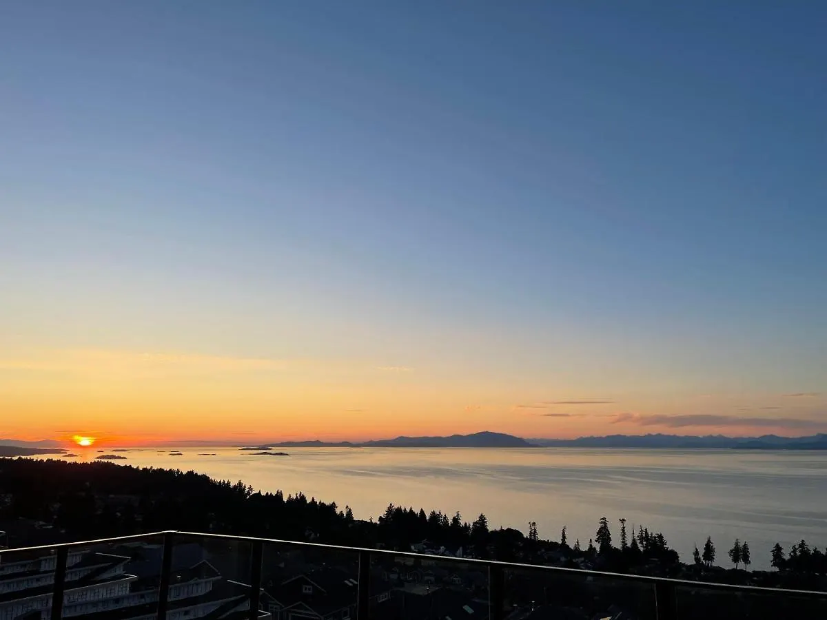 Auspicious Sea View House Apartment Nanaimo